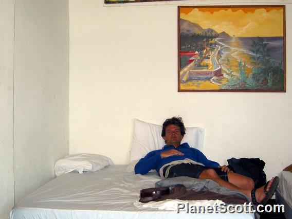 Mike in hotel, Choroni