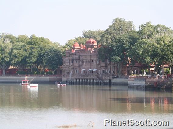 Gajneer Palace Hotel, Bikaner