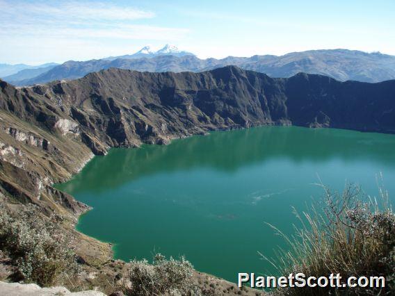 Laguna Quilotoa crater lake