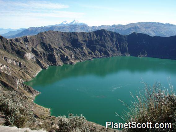 Laguna Quilotoa crater lake