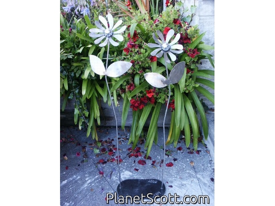 Flowers, Stainless steel, approx. 34