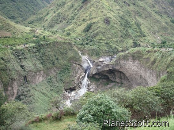 Waterfall along the bike route from Baños to Puyo