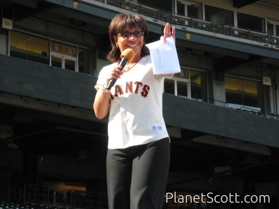 Renel Brooks-Moon, Giants announcer
